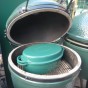 Oválný smaltovaný litinový pekáč Big Green Egg