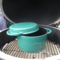 Kulatý smaltovaný litinový pekáč Big Green Egg