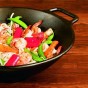 Litinová wok pánev Lodge 35 cm