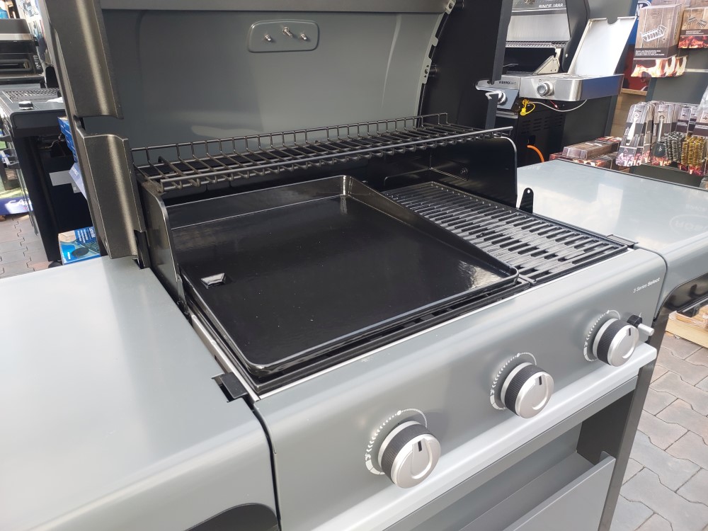 plancha na grilu campingaz