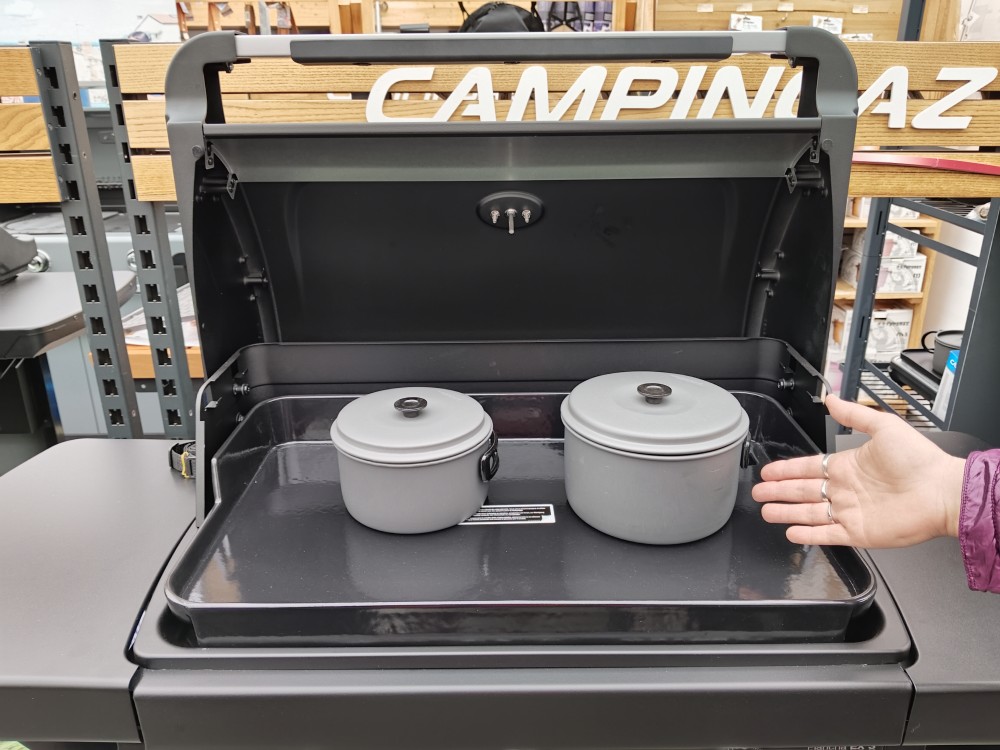 můžu vařit na planche v litinovém nádobí