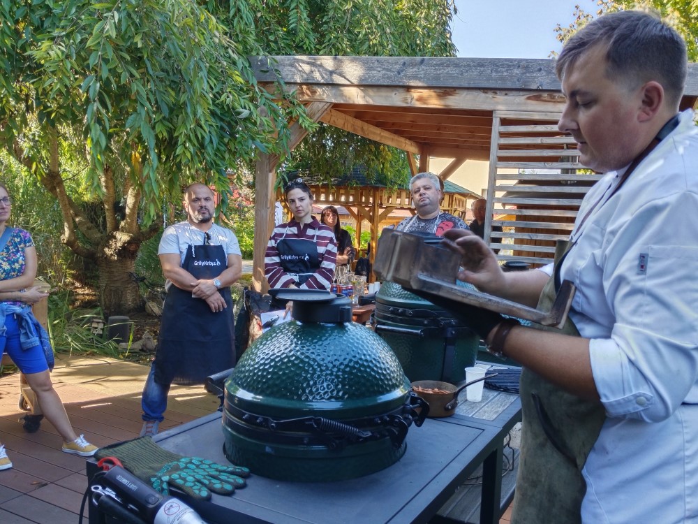 Kurz grilování na big green egg