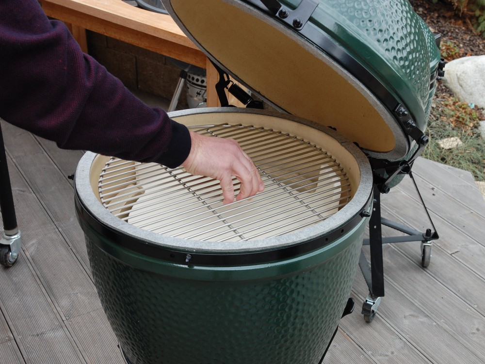 pečení chleba v big green egg