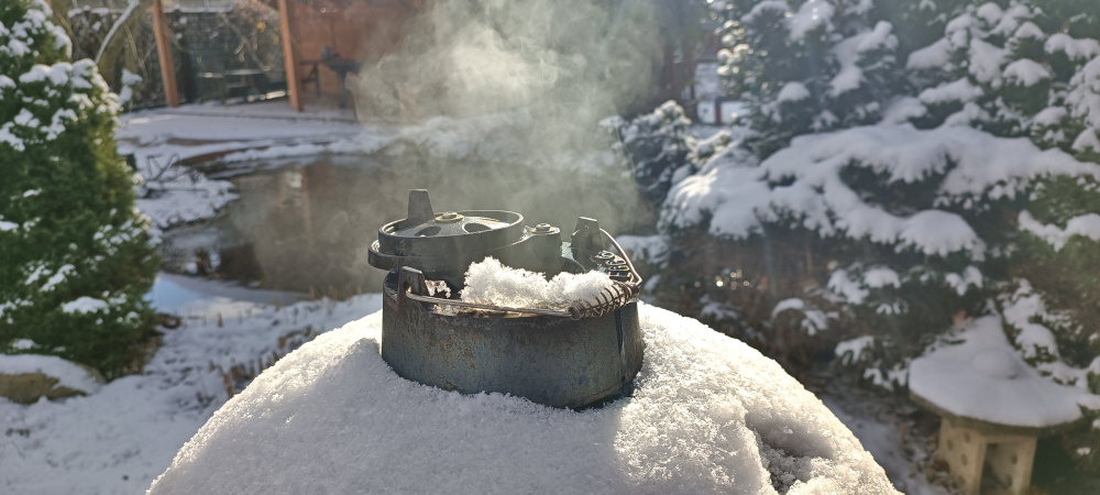 jak otevřít přimrzlé víko grilu big green egg