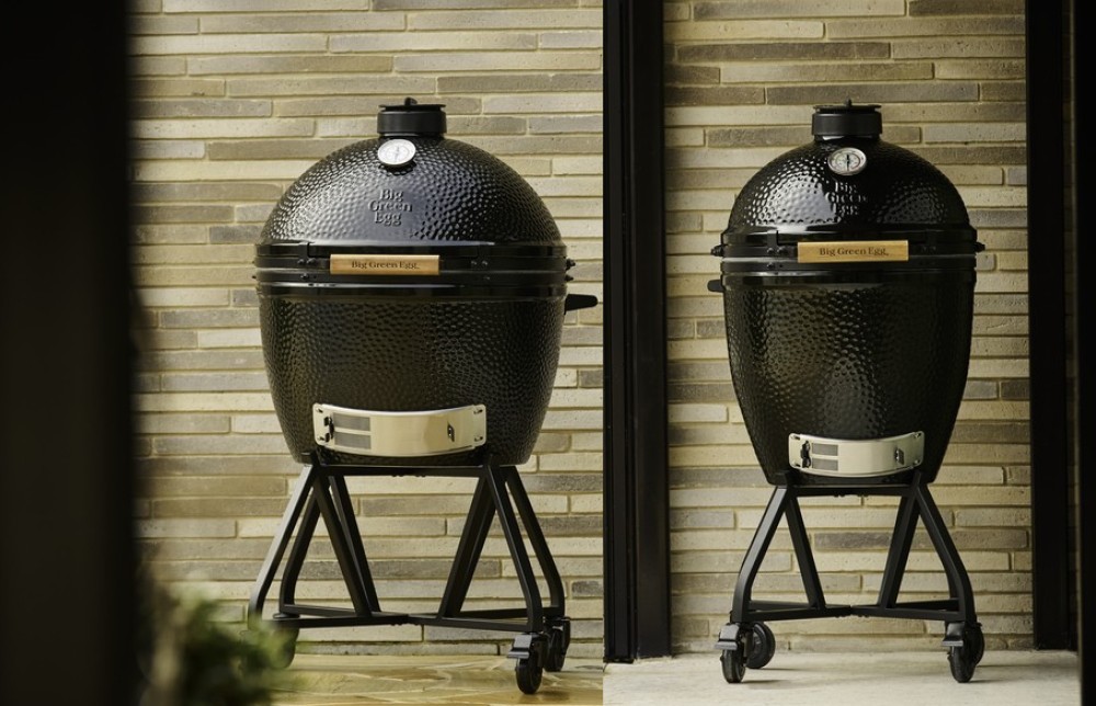 Big green egg onyx