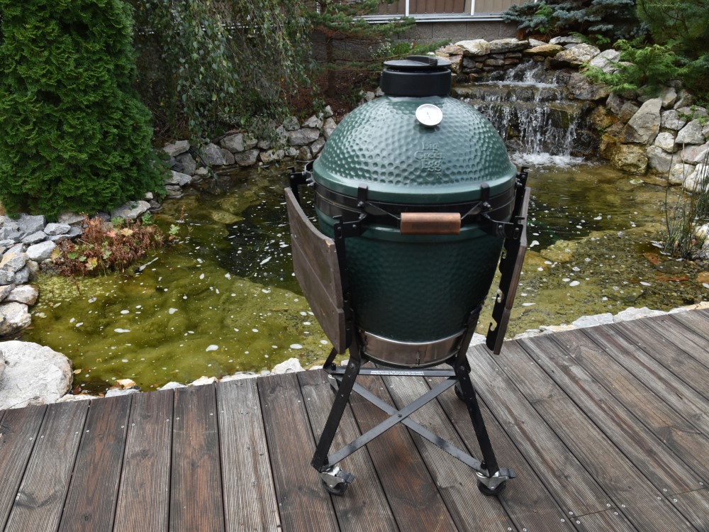 jak udržovat dřevěné stolky big green egg