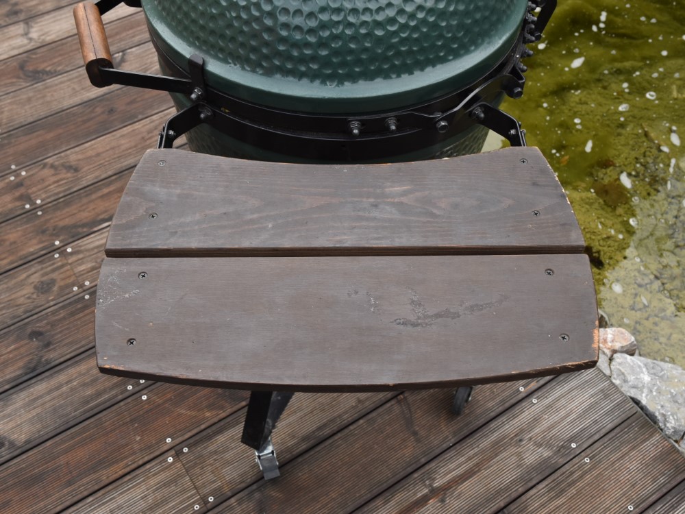 jak udržovat dřevěné stolky big green egg