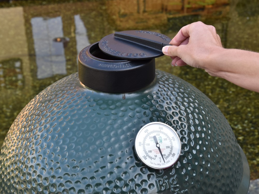 regulace teploty v grilu big green egg