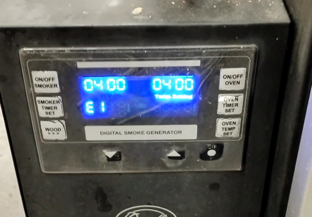 jak odstranit chybovou hlášku E1 u udírny bradley smoker