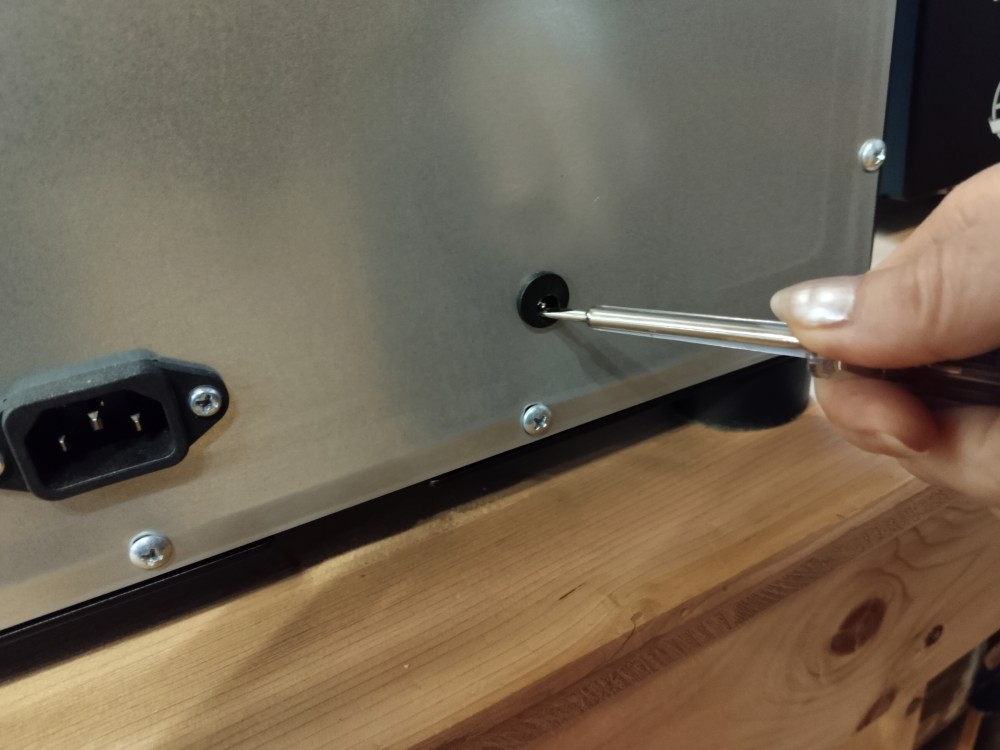 jak opravit chybovou hlášku E1 u udírny bradley smoker