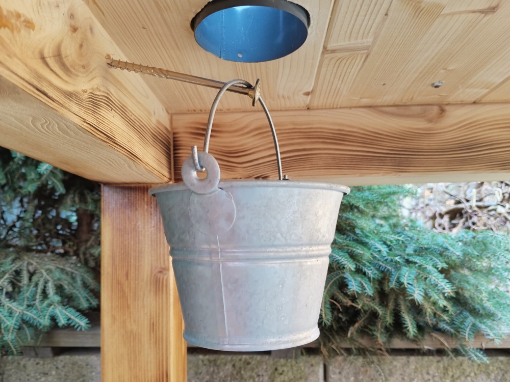 jak přestavit obyčejnou udírnu na dřevo na elektrickou udírnu s dýmboxem