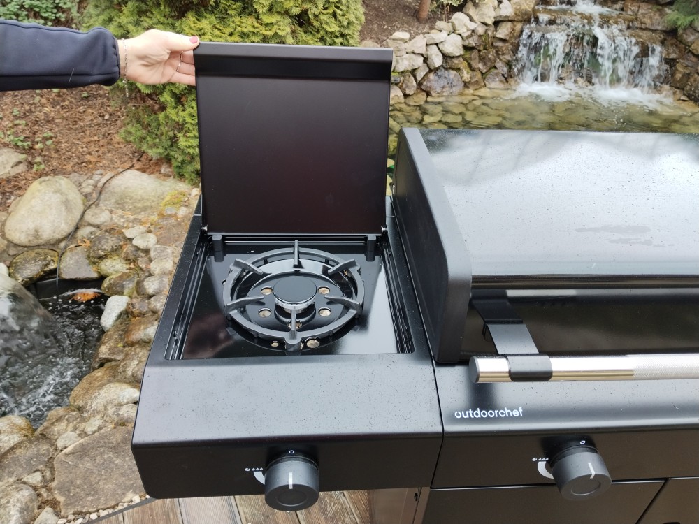boční hořák plynového grilu outdoorchef