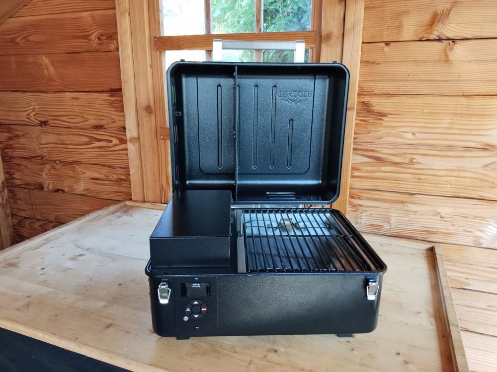 jak bezpečně používat peletový gril traeger ranger