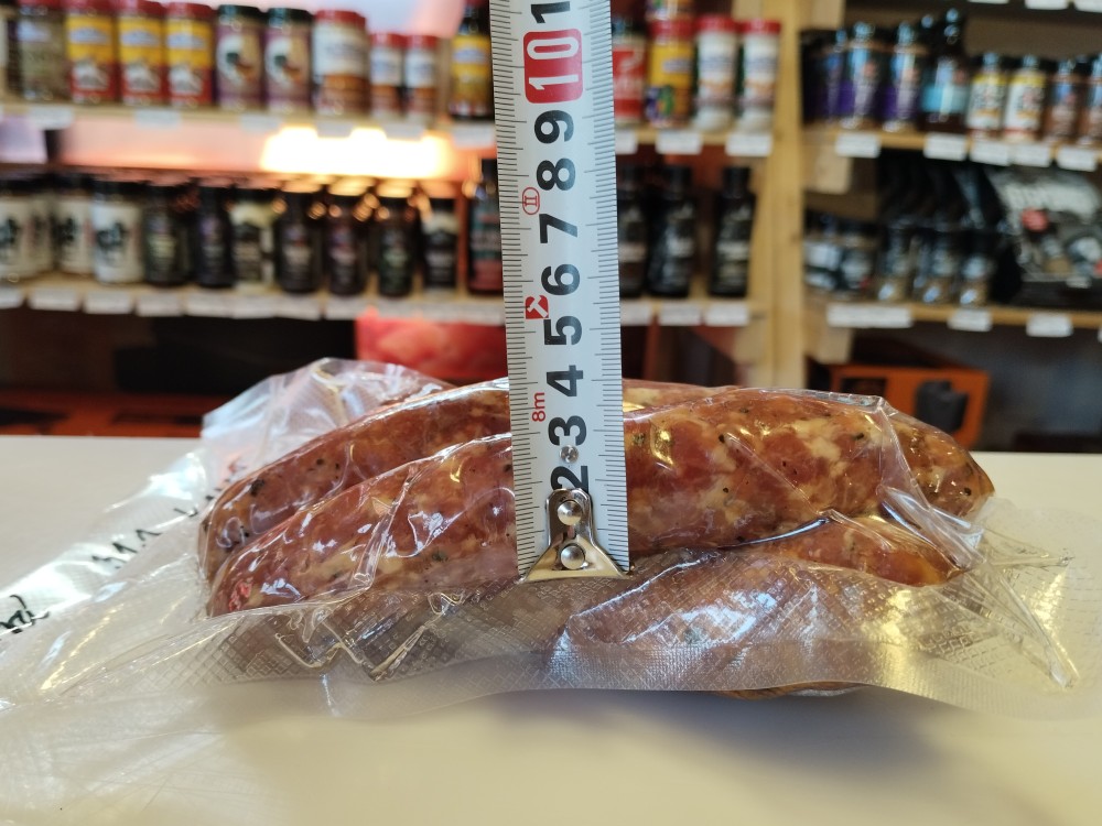 kolik klobás se vejde na udící tyč udírny borniak