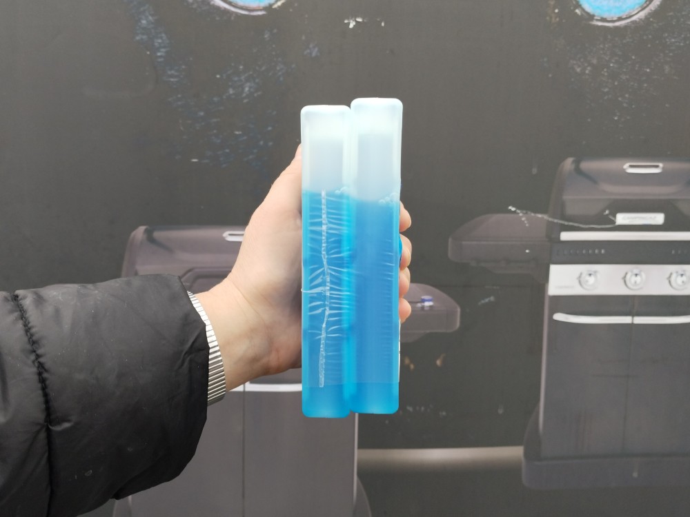 jsou chladící vložky součástí chladícího boxu campingaz