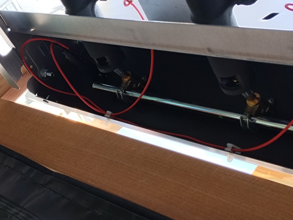 Výměna spínače nebo elektrod u plynového grilu Adelaide 3 Woody L