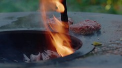 ornyho burger jako španělský ptáček - dnes to bude hodně o ohni