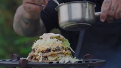 Ornyho Tacos burger - pořádný burger