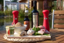 Recept na kuřecí stehna grilovaná na cedrovém prkénku