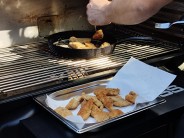 Sumeček africký grilovaný v trojobalu