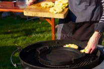 Recept na ananasový koláč na grilu