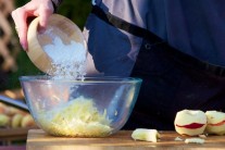 Recept na jablkové lívance se smetanou