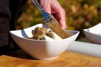 Recept na grilované tofu s mrkvovým salátem