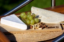 Recept na grilovanou tortillu se sýrem brie a hroznovým vínem