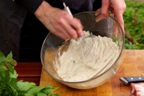 Krémová křenová omáčka