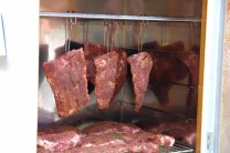 Recept na domácí uzená žebra