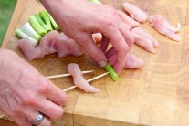 Recept na kuřecí prsa s jarní cibulkou