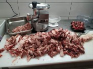 Recept na sušené klobásy v udírně