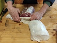 Uzená krkovice v hovězím deníku