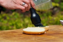 Recept na hamburger s trhaným kuřecím masem