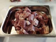 Recept na dom&aacute;c&iacute; vinnou klob&aacute;sa z grilu