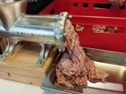 Recept na dom&aacute;c&iacute; vinnou klob&aacute;sa z grilu