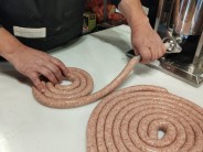 Recept na dom&aacute;c&iacute; vinnou klob&aacute;sa z grilu