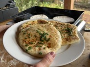 Recept na jogurtov&eacute; placky s trhan&yacute;m masem od Těhotnej kuchař