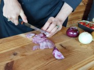 Recept na kapra na grilu se sal&aacute;tem a bramborem