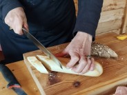 Recept na kapra na grilu s opečenou bagetou