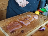 Recept na grilovan&eacute; kousky kapra v tortille