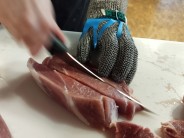 Recept na dom&aacute;c&iacute; pikantn&iacute; paprikovou klob&aacute;su