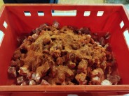 Recept na dom&aacute;c&iacute; pikantn&iacute; paprikovou klob&aacute;su