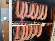 Recept na medovou klob&aacute;sa s kampotsk&yacute;m pepřem