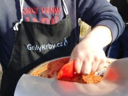 Recept na dom&aacute;c&iacute; hor&aacute;ckou klob&aacute;su