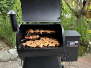 Recept na grilovan&aacute; kuřec&iacute; kř&iacute;dla v peletov&eacute;m grilu