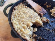 Recept na dom&aacute;c&iacute; Crumble s hru&scaron;kami a jablky