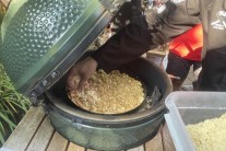 Recept na dom&aacute;c&iacute; Crumble s hru&scaron;kami a jablky