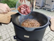 Recept na prav&yacute; hověz&iacute; gul&aacute;&scaron; z kol&iacute;ku