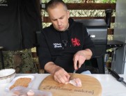 Grilovaná kuřecí lízátka podle Mistra Málka